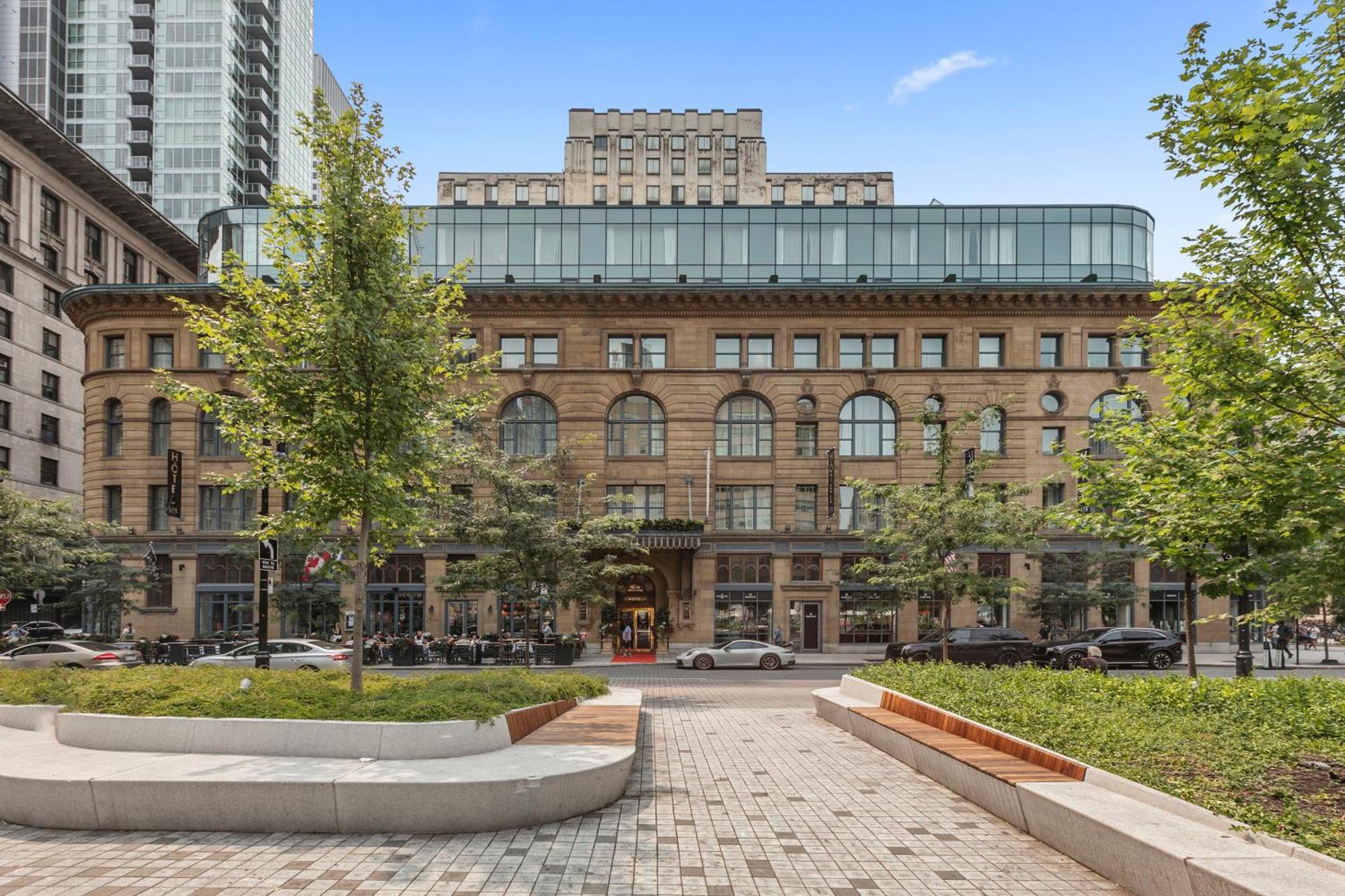 Hotel Birks Montreal Bagian luar foto The hotel in 2019