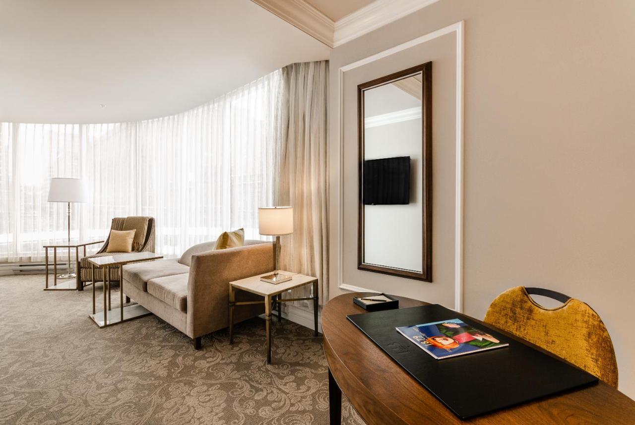 Hotel Birks Montreal Bagian luar foto A suite at the hotel