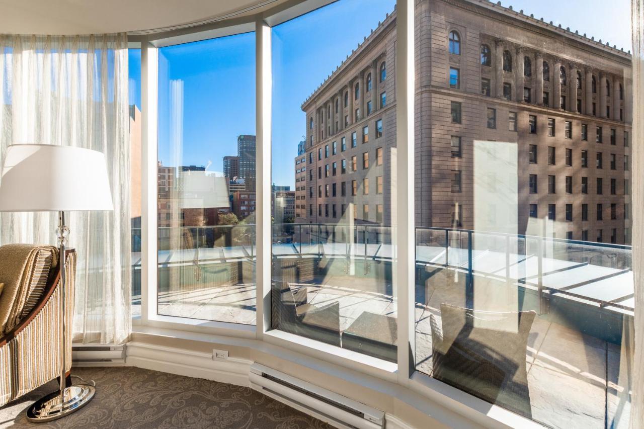 Hotel Birks Montreal Bagian luar foto The view from the 10th floor of the building